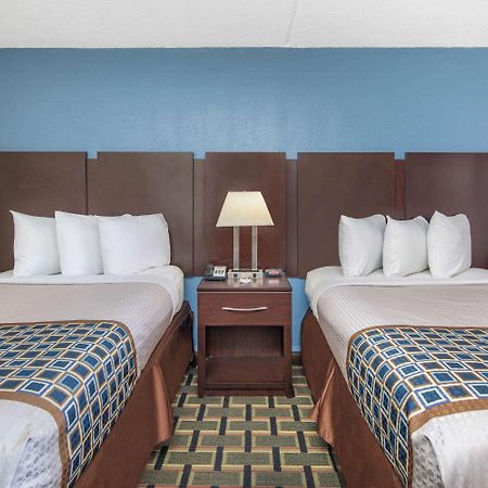 Travelodge By Wyndham Savannah Area/Richmond Hill Exteriér fotografie